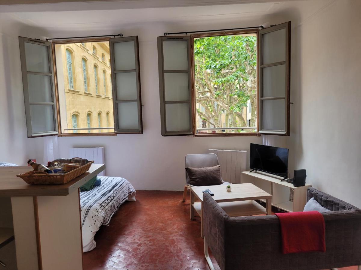 Apartamento Petit Coin Provencal Elegant Et Central Aix-en-Provence Exterior foto